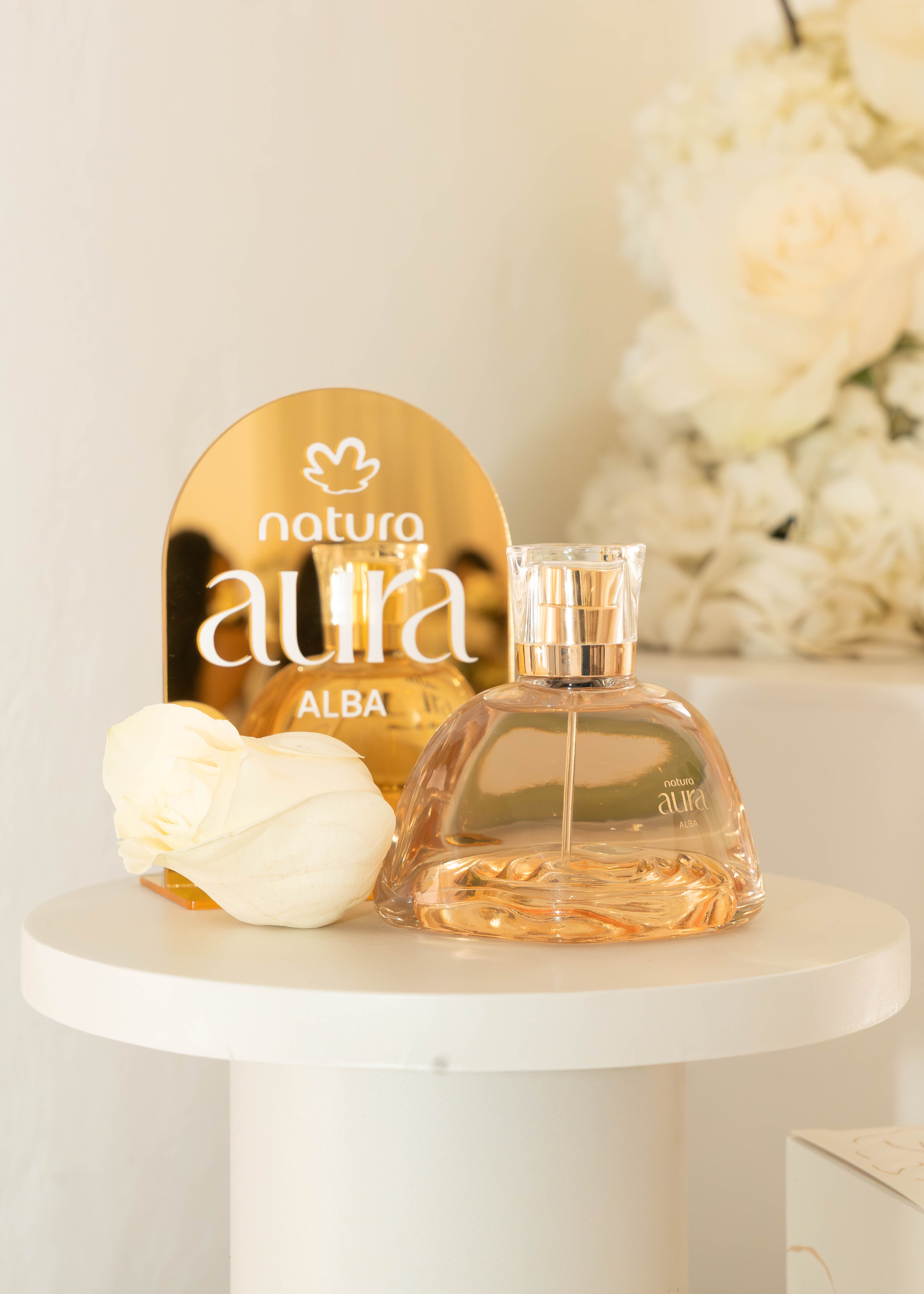 NATURA PRESENTA AURA ALBA, SU NUEVA FRAGANCIA INSPIRADA EN UNA DE LAS ROSAS MÁS EXCLUSIVAS DEL MUNDO