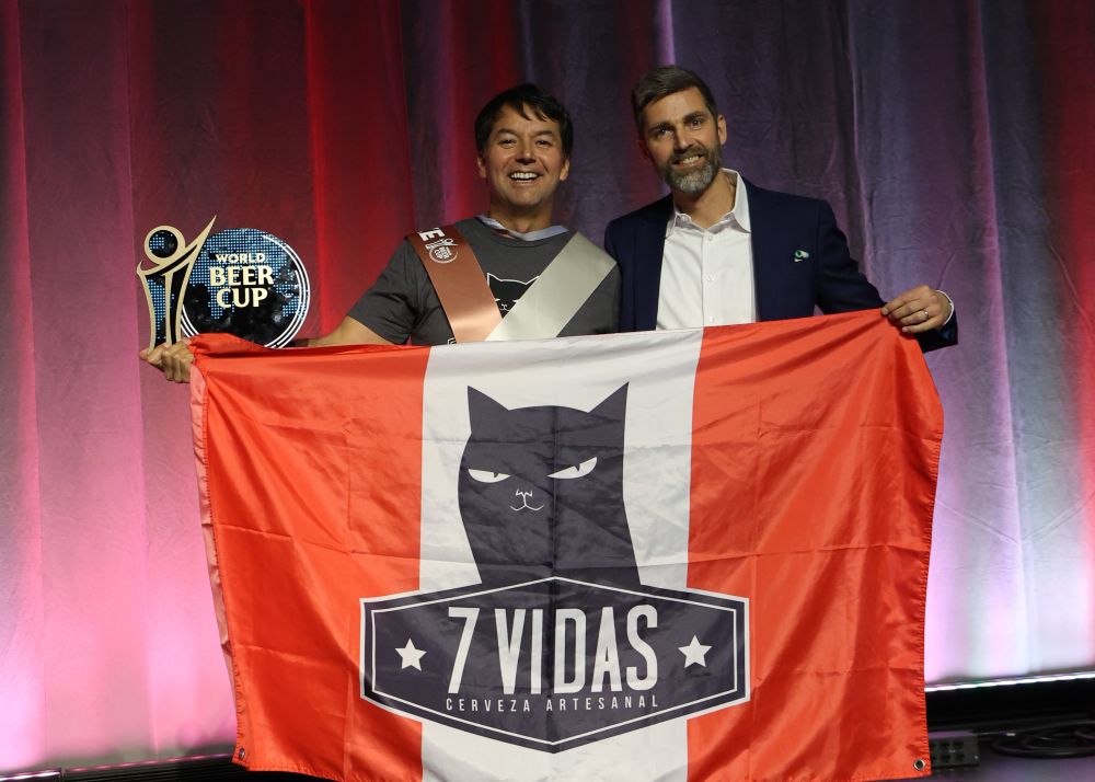 CERVEZA 7 VIDAS HACE HISTORIA