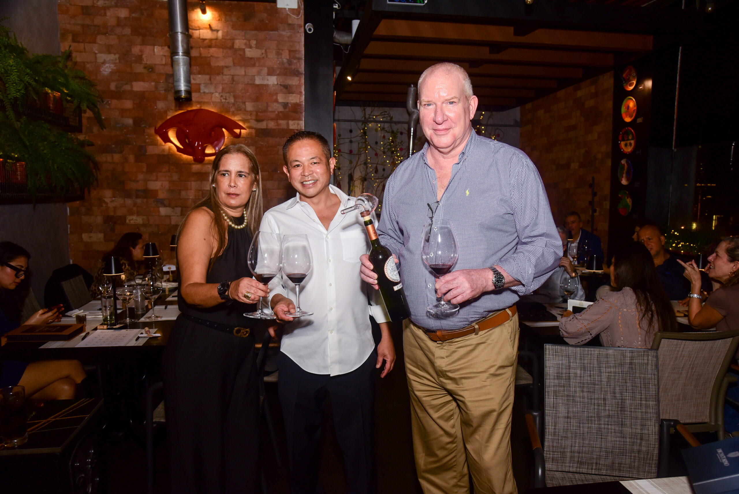 “LA NARIZ DE ORO” REUNIÓ A AMANTES DEL VINO Y LA GASTRONOMÍA EN UNA EXPERIENCIA SENSORIAL ÚNICA EN BACO & VACA
