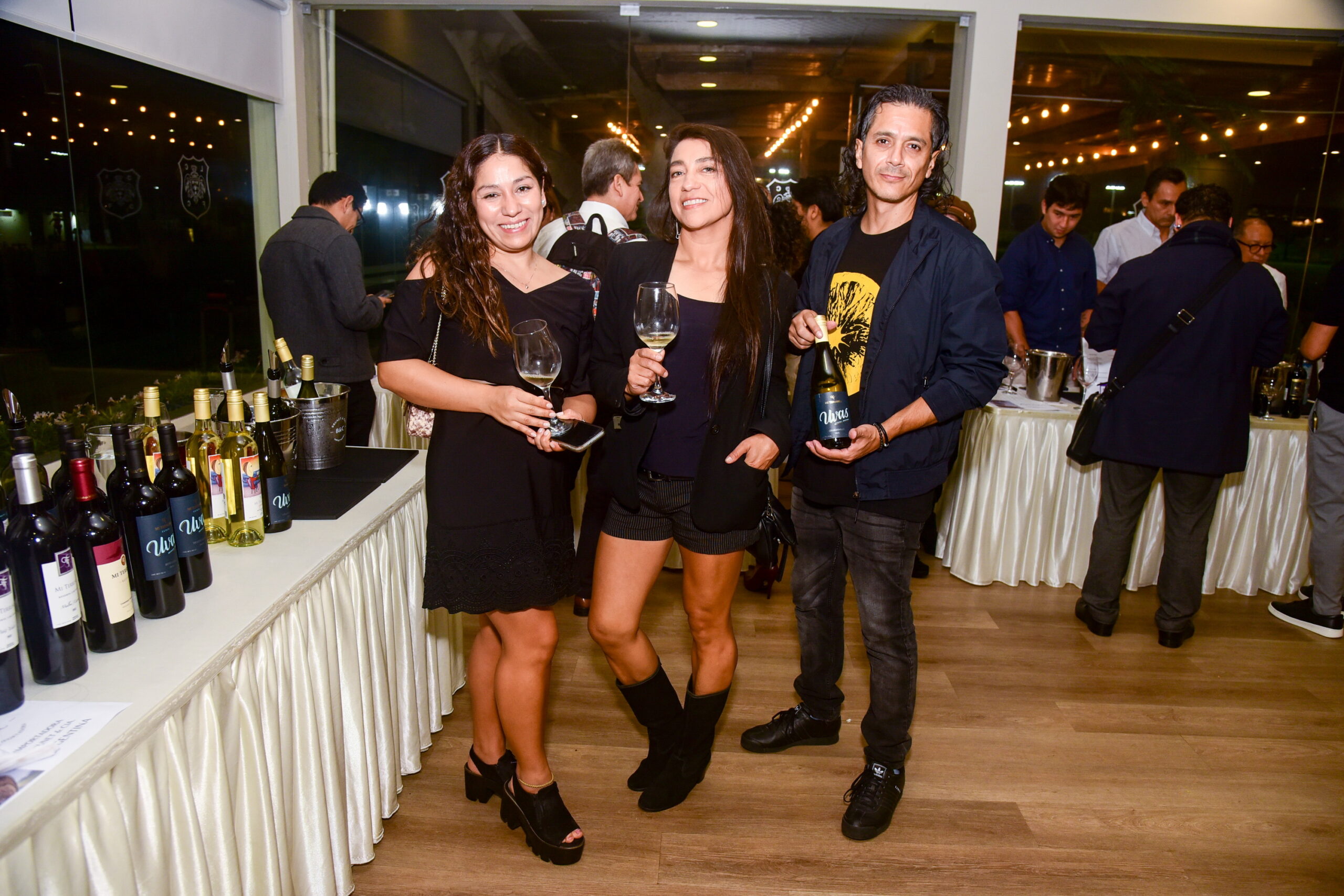 FESTIVAL VINOS BOUTIQUE REUNIÓ A AMANTES DEL VINO EN UNA EXCLUSIVA JORNADA EN EL LIMA CRICKET