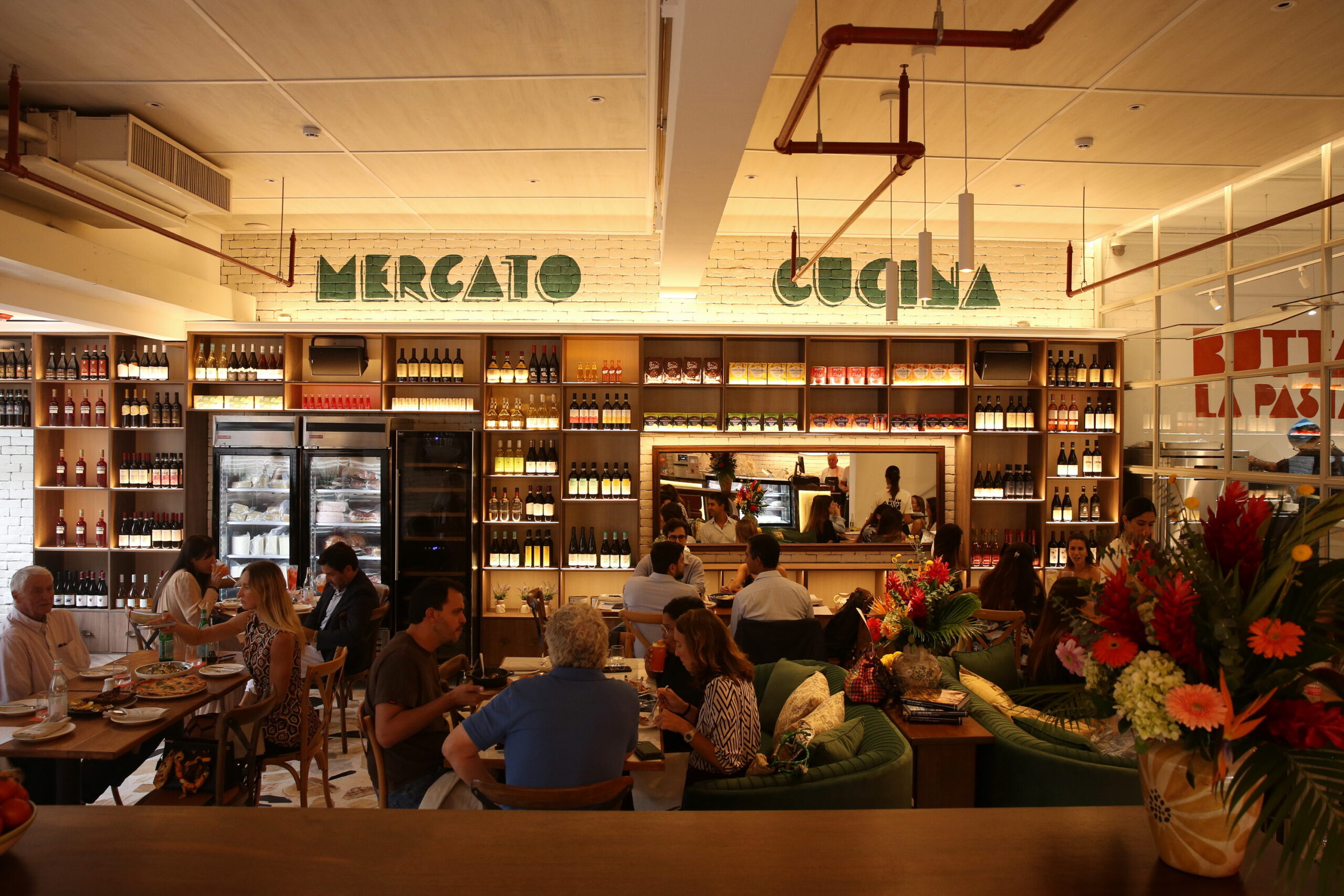 TRASTEVERE ABRE SUS PUERTAS EN MIRAFLORES CON UNA AUTÉNTICA EXPERIENCIA ITALIANA QUE UNE RESTAURANTE, MERCATO Y BAR