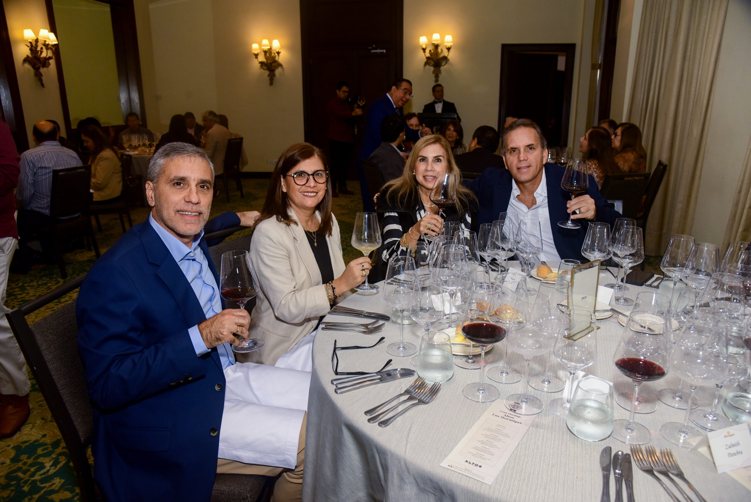 CENA MARIDAJE DE ALTO LAS HORMIGAS REUNIÓ A AMANTES DEL VINO Y LA GASTRONOMÍA EN EL COUNTRY CLUB DE SAN ISIDRO