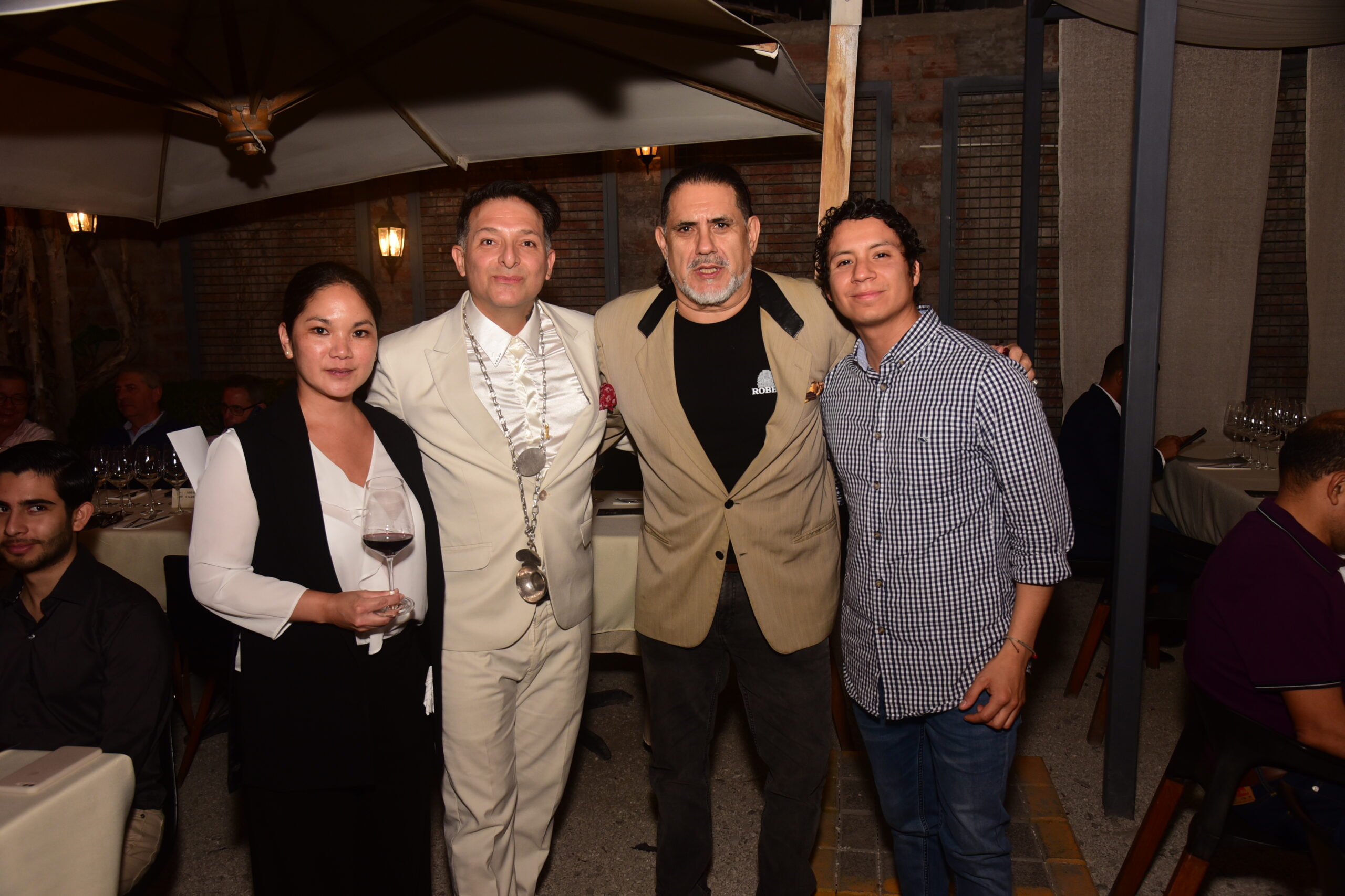 NUEVE ETIQUETAS, UNA GRAN NOCHE: KILO PRESENTÓ UNA EXCLUSIVA CENA MARIDAJE EN SURCO