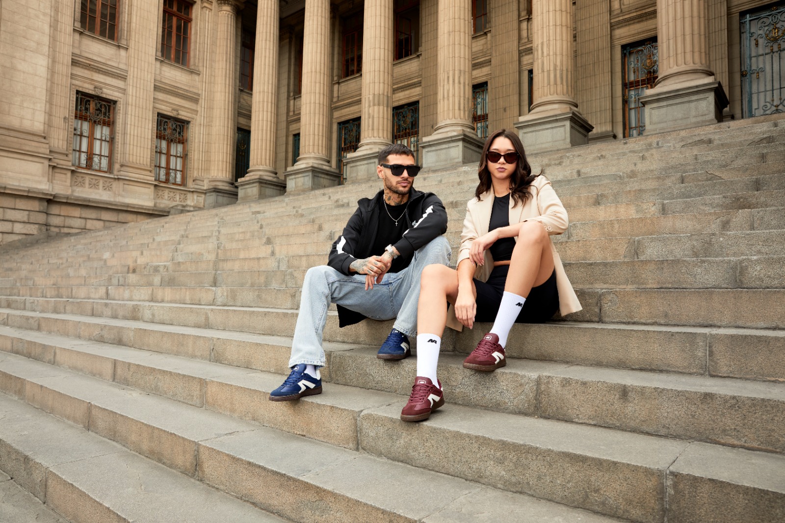 ¿CÓMO COMBINAR ZAPATILLAS URBANAS? 5 FORMAS DE LLEVARLAS Y ELEVAR CUALQUIER OUTFIT