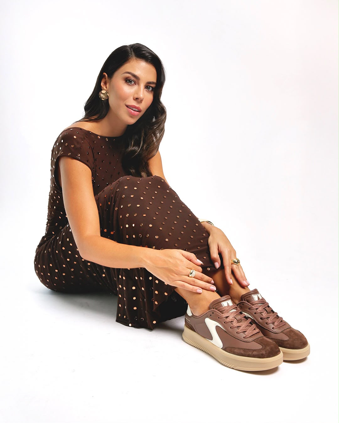 ALONDRA GARCÍA MIRÓ SE CONVIERTE EN EL NUEVO ROSTRO FASHION DE SKECHERS PERÚ