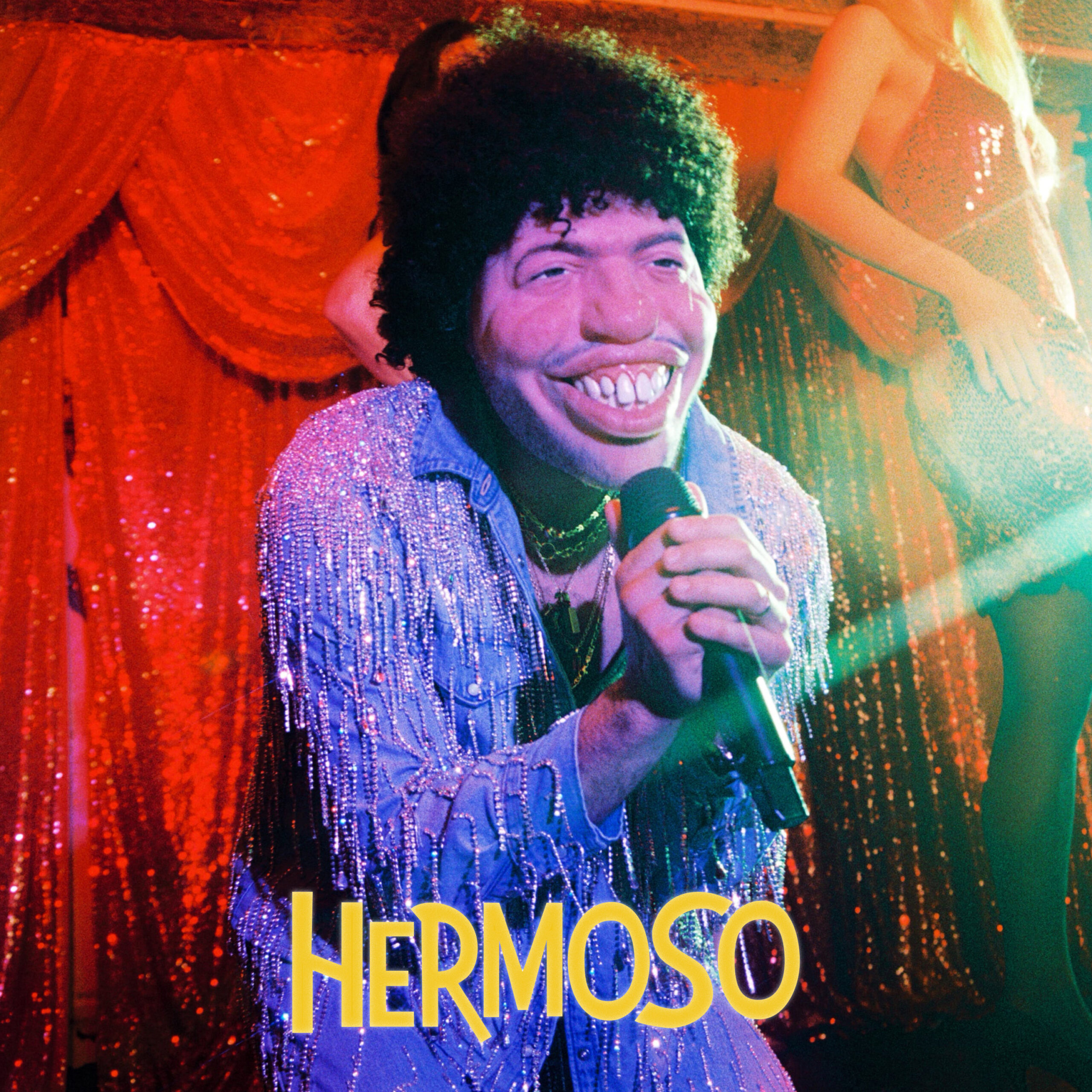 BENNY BLANCO, SELENA GOMEZ Y BECKY G DAN VIDA AL UNIVERSO DE CUMBIA EN “TE OLVIDO (LA LA)”
